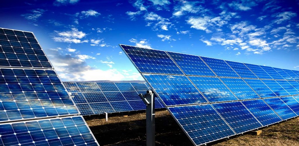 معایب پنل های خورشیدی 8 مورد از معایب انرژی خورشیدی که لازم است بدانید
